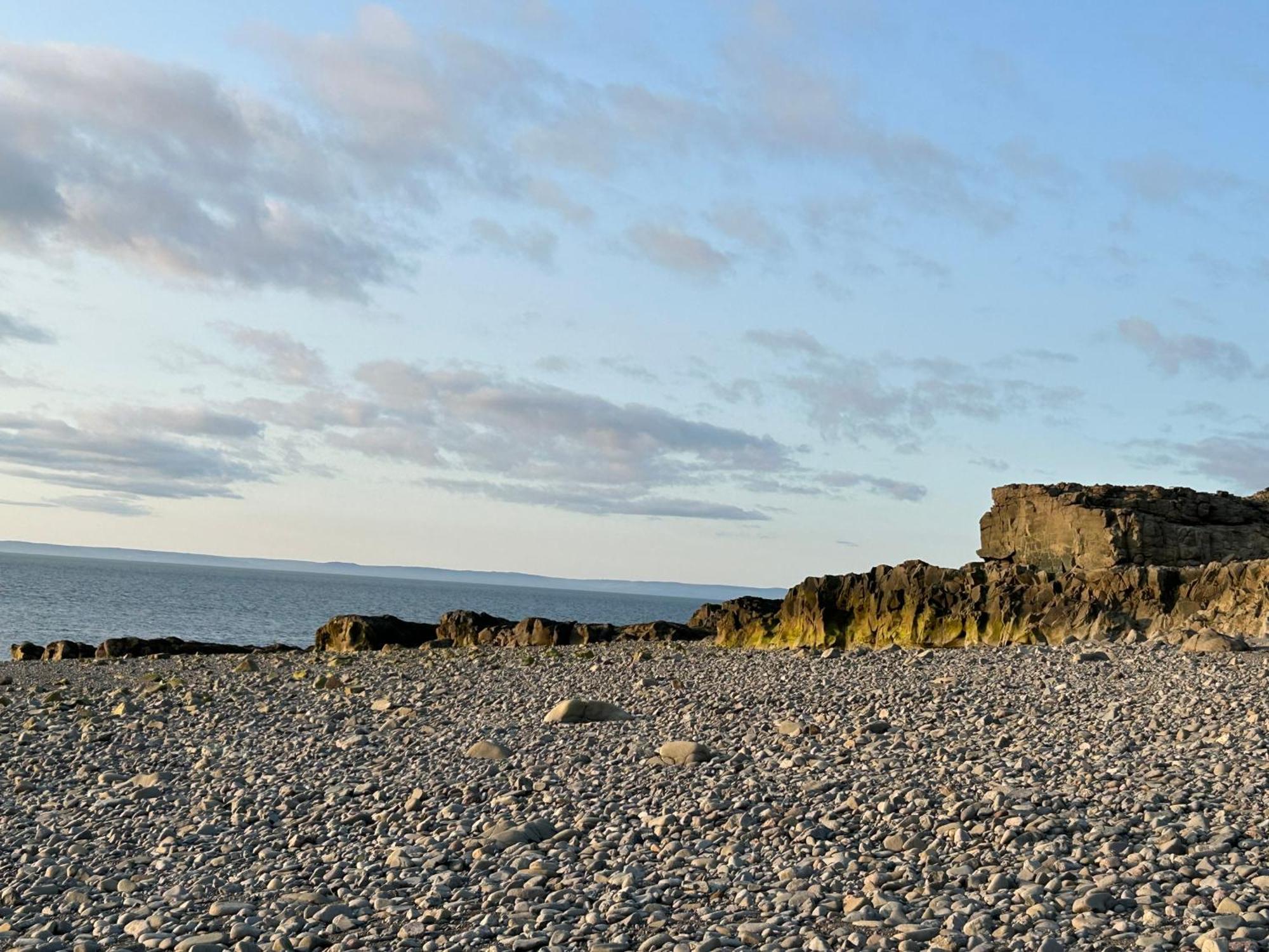 Tides Inn Guest Suites Halls Harbour Exteriör bild